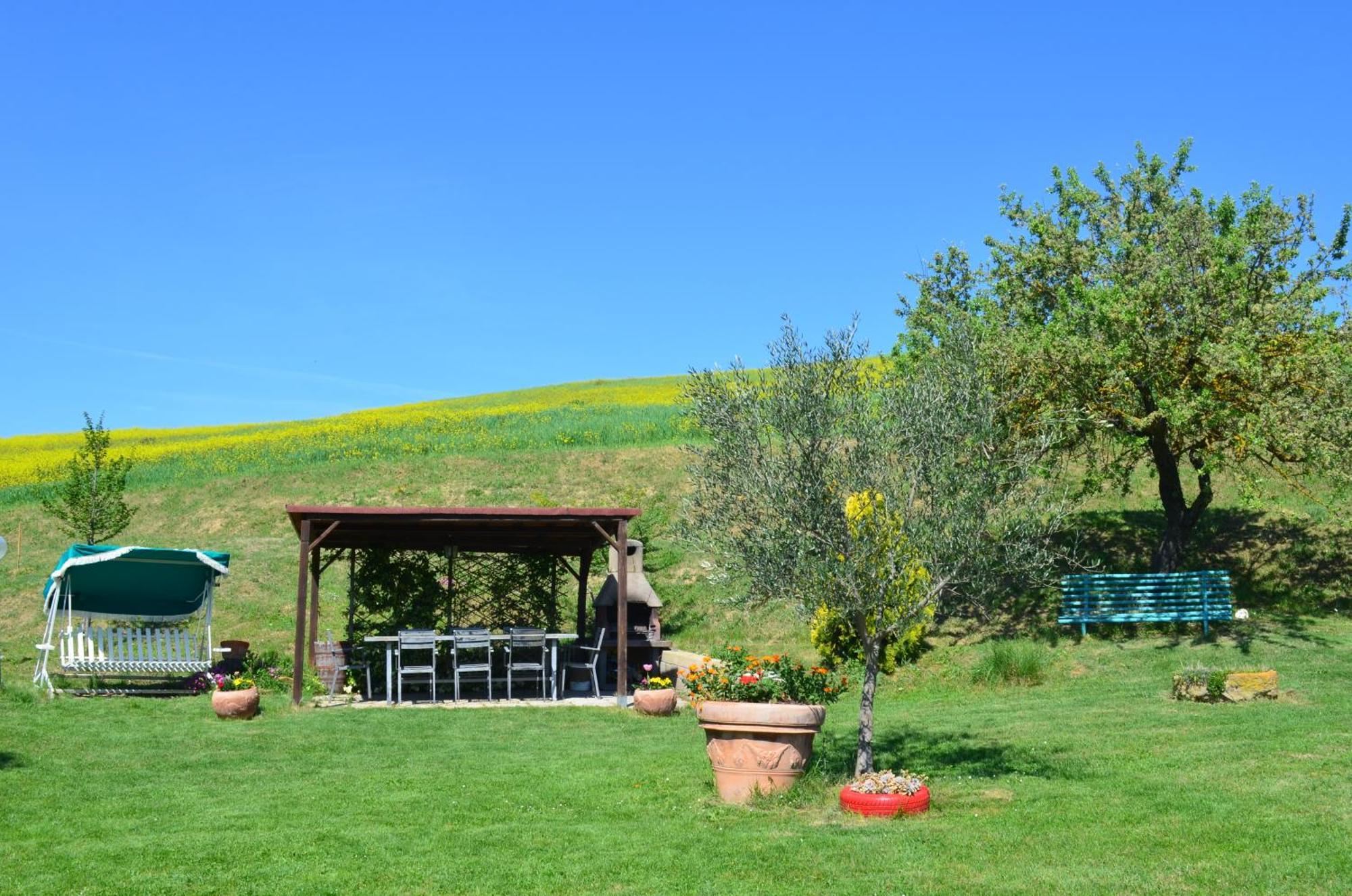 Agriturismo Poderino San Quirico dʼOrcia Exteriér fotografie